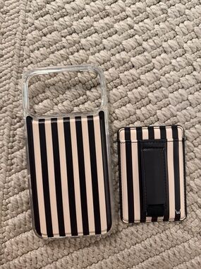Walli Cases Striped Black & Cream Magnetic Card Wallet and Phone Case Set for